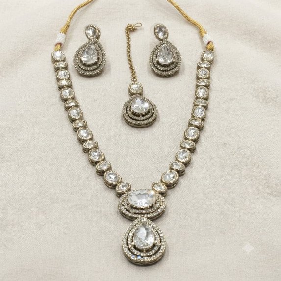 MEHNDI PALETING KUNDAN NECKLACE