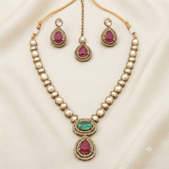 MEHNDI PALETING KUNDAN NECKLACE