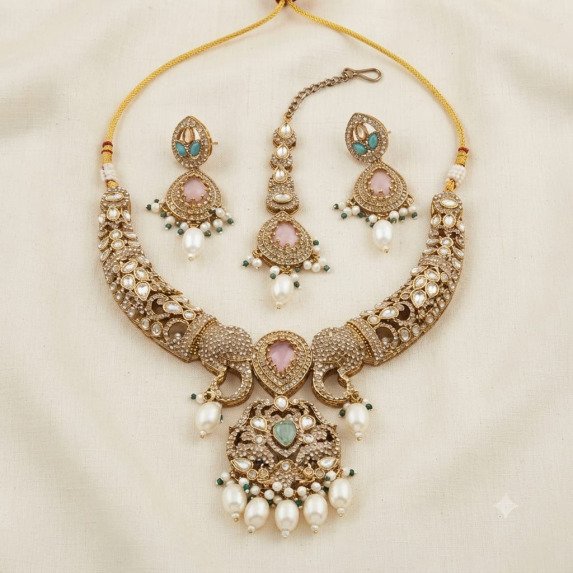 MEHNDI PALETING KUNDAN NECKLACE