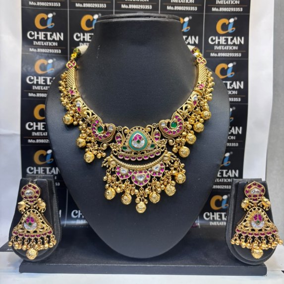 HARITAGE SHORT NECKLACE
